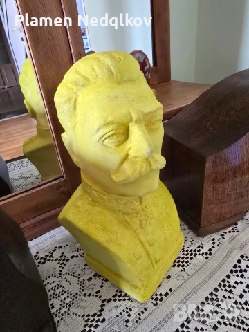 Продавам бюст на Йосиф Сталин., снимка 2 - Антикварни и старинни предмети - 53782627