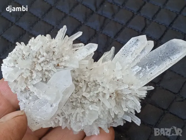 №226,Кварц,Кварцова друза,Планински кристал,Кристали,Минерали,Родопи,Мадан,