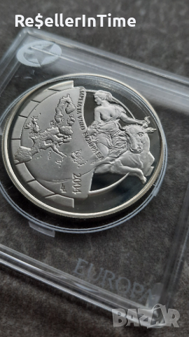 Възпоменателна сребърна монета 10 Euros - Albert II Expansion of the European Union, снимка 2 - Нумизматика и бонистика - 44715241