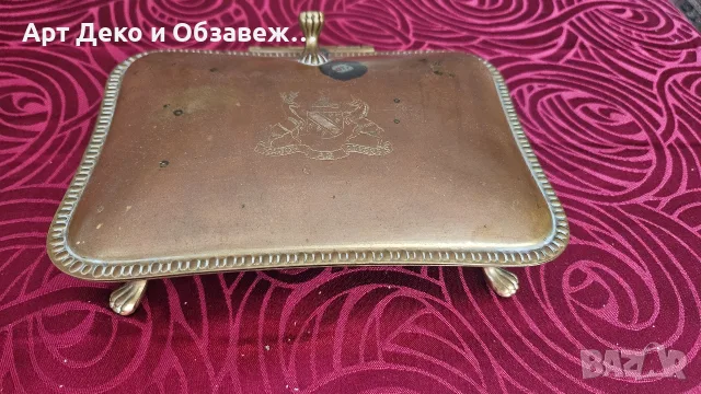 Античен Италиански съд за сервиране
