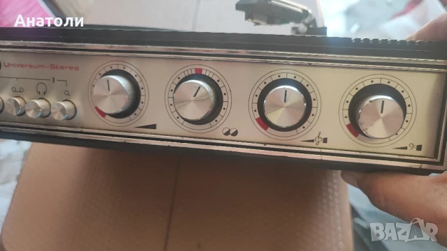 Грамофон UNIVERSUM , снимка 3 - Грамофони - 50561951