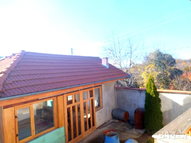 Продавам УПИ ведно с 4 сгради ,оранжерия и 3 постройки, снимка 3 - Къщи - 48961270