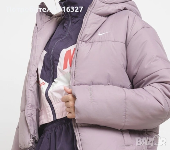 Дамско яке Nike, снимка 4 - Якета - 53190135