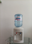 Диспенсер за топла и студена вода 'Елит' с бутилка, снимка 1 - Други стоки за дома - 44632730