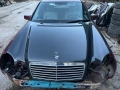 Преден капак за Mercedes E-class W210 , снимка 1