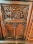 Красив дъбов шкаф с дърворезба , снимка 4