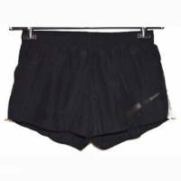 Nike панталони ХС р., снимка 5 - Къси панталони и бермуди - 36309986