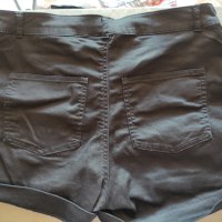 черни еластични къси панталонки с висока талия  , снимка 3 - Къси панталони и бермуди - 40628327