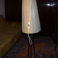 Соц носталгия!!!Винтидж лампа от ранният  соц много запазена , снимка 1 - Антикварни и старинни предмети - 35811777