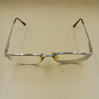 Диоптрични очила, снимка 2 - Слънчеви и диоптрични очила - 44536617