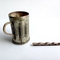 Стара сребърна щипка за пари и чаша от 19 век, снимка 5 - Други ценни предмети - 44742346