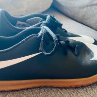 Nike Обувки Bravatax II Ic за футзал, снимка 5 - Детски маратонки - 40119551