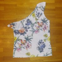 Блуза с едно рамо, XS размер, снимка 1 - Корсети, бюстиета, топове - 41416190