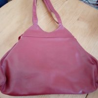 Продавам запазени дамски чанти - естествена и изкуствена кожа + подарък, снимка 2 - Чанти - 38606153