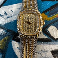 Дамски луксозен часовник Kangarucci с много Диаманти само за 100 лв. Нов струва 200 евро. , снимка 3 - Дамски - 41890776