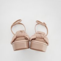 Дамски бежови сандали на ток, снимка 4 - Дамски елегантни обувки - 41989869