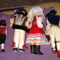 Кукли с национални носии винтидж, снимка 4 - Колекции - 23022676