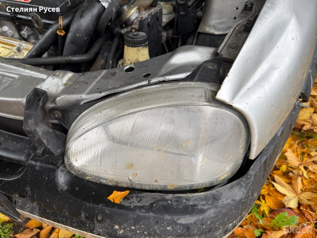 ляв и десен фар / фарове   за  opel corsa B 1.5TD   цена 30 лв или 15,34 евро общо за двата, здрави , снимка 1