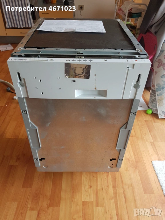 Съдомиялня Indesit за вграждане работеща, снимка 1