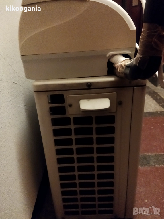 Инверторен климатик Панасоник 12" с проблем, снимка 1