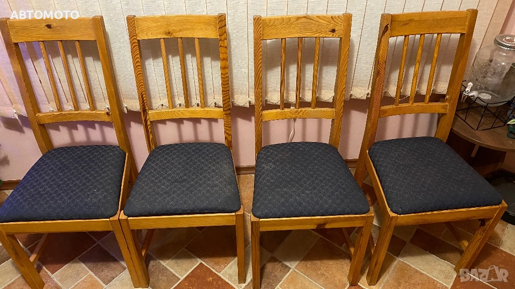 Трапезни столове от масивно дърво, снимка 1