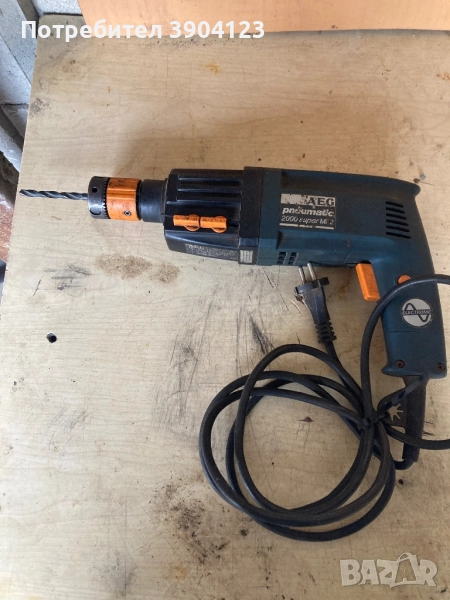 Ударна бормашина AEG, снимка 1