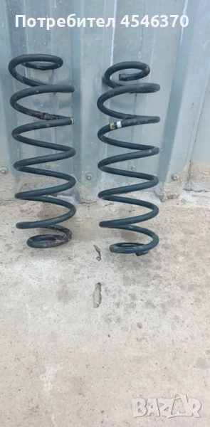 Задни пружини 2броя за 40лв за Волксваген Голф 5 1.9 дизел 105к.с 2006г, снимка 1