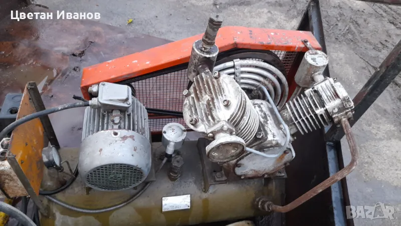 УК - 25 Български Компресор , снимка 1