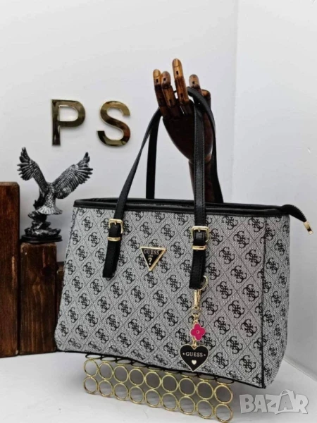чанти guess , снимка 1