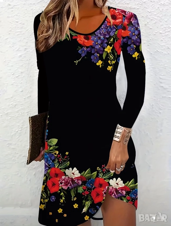 Черна рокля на червени цветя, снимка 1