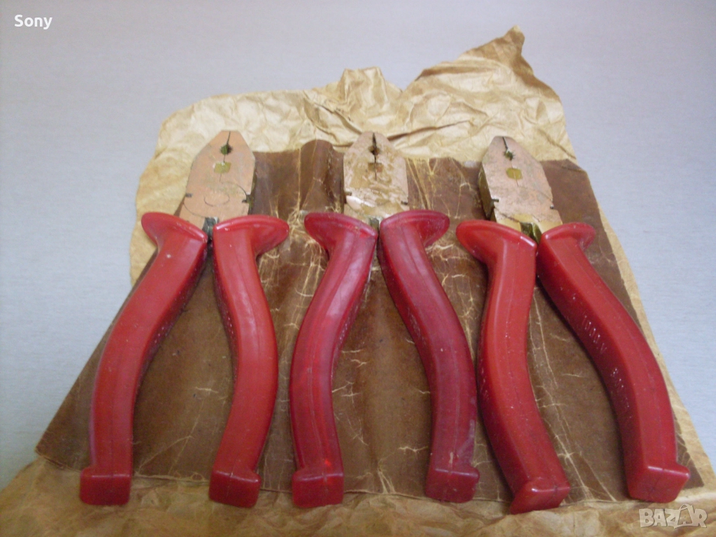 Стари български неупотребявани клещи., снимка 1