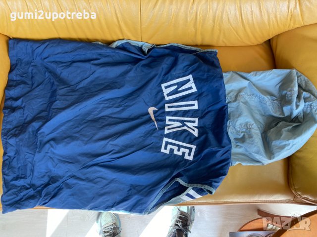 Елек Nike Оригинал L размер син/сив Употребяван, снимка 2 - Спортни дрехи, екипи - 42338861