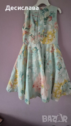 Официална рокля за момиче, 9-10год., снимка 6 - Детски рокли и поли - 51975424