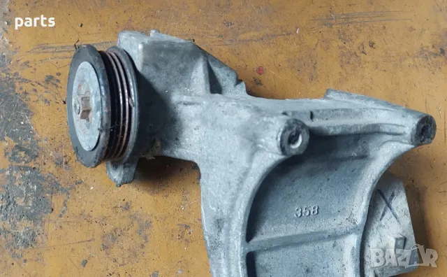 Стойка Компресор Климатик Лексус ИС200 - Тойота , снимка 3 - Части - 47720519