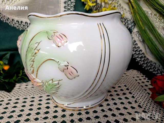 Кашпа или ваза обемна , чудесна, снимка 2 - Вази - 52692285