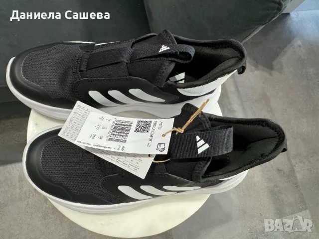 Маратонки Adidas, снимка 6 - Детски маратонки - 48826673