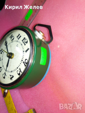 ВИТЯЗЬ Стар РЯДЪК МОДЕЛ КОЛЕКЦИОНЕРСКИ РУСКИ БУДИЛНИК МЕХАНИЧЕН НАСТОЛЕН ЧАСОВНИК ВИТЯЗ СССР 4525, снимка 4 - Антикварни и старинни предмети - 44549380