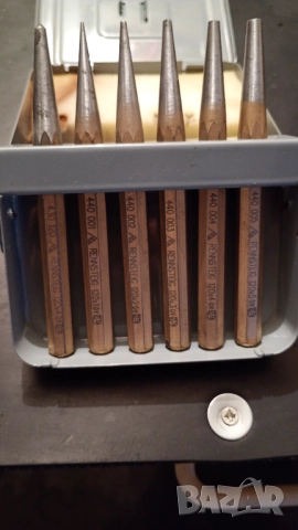 Rennsteig шлосерски център,пробои комплект дорници