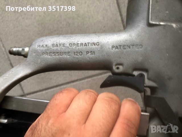 Пневматични пистолети Paslode, снимка 18 - Компресори - 41614561