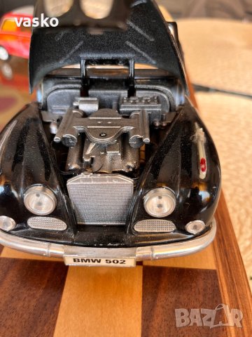 BMW 502 Maisto 1:18, снимка 11 - Колекции - 42313422