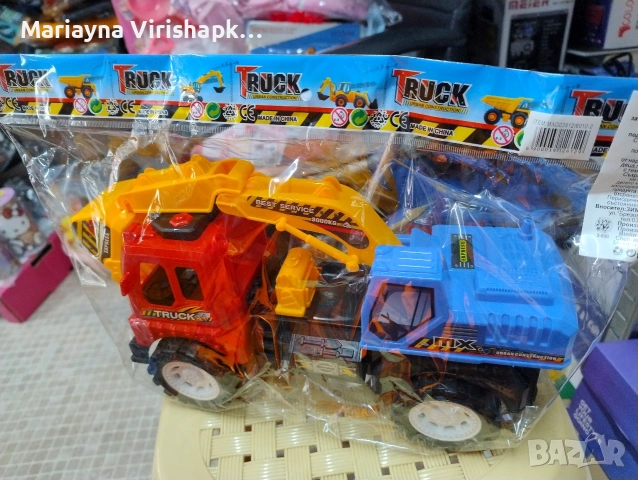 Продавам детски строителен багер