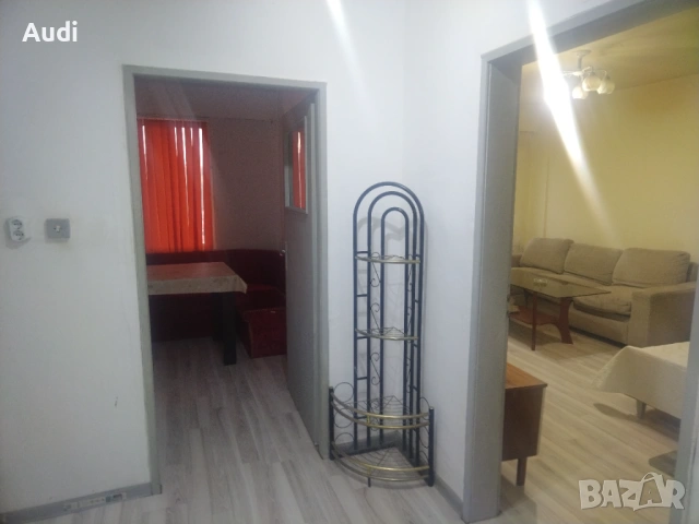 Собственик продава панелна гарсионера кв Владиславово бл. 33 ет. 9 РЗП 40кв Цена 55500€ Тел. 0897553, снимка 10 - Апартаменти - 53415184