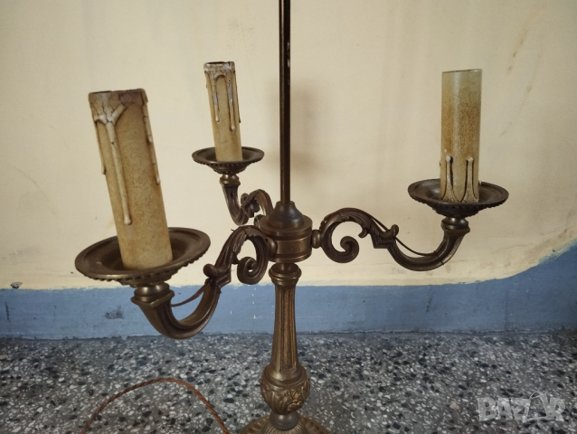 Стара настлона лампа тип свещник, снимка 3 - Настолни лампи - 44569083