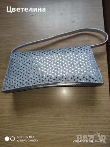 Малки дамски чанти , снимка 2 - Чанти - 48013670