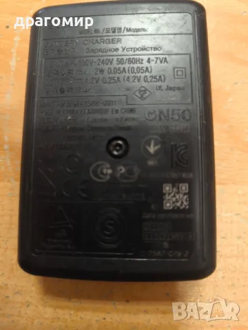 зарядно за Sony , снимка 3 - Батерии, зарядни - 47299988
