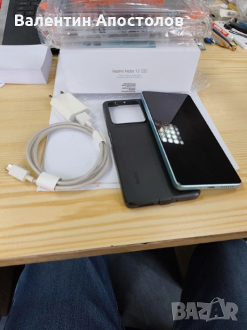 Продавам отличен смартфон Xiaomi Redmi Note 13 5G