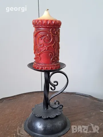 метален свещник с декоративна свещ   19/1