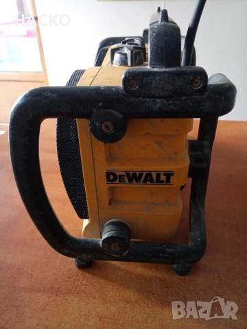 Строително Радио DeWalt DW911 Внос от Англия, снимка 5 - Радиокасетофони, транзистори - 53812554