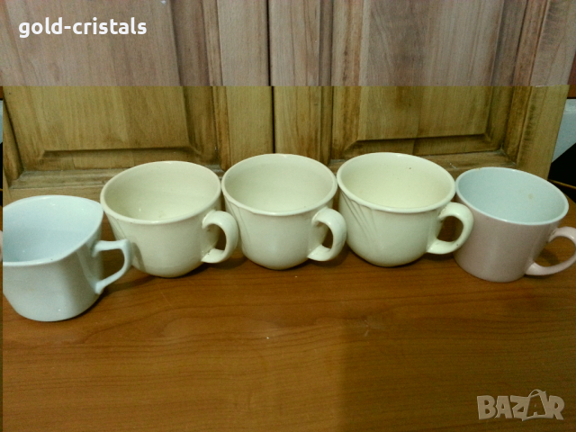 Порцеланови чаши за чай, снимка 1 - Антикварни и старинни предмети - 36200712