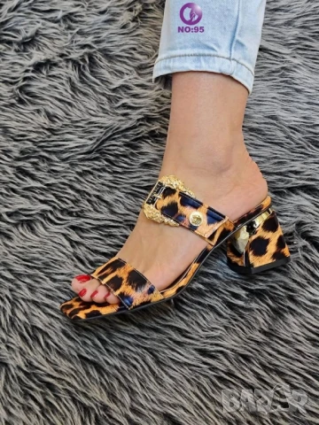 обувки на ток versace , снимка 12 - Дамски обувки на ток - 51307138